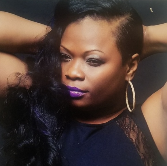 Meet your Posher, Meechie - Picture 2 of 2